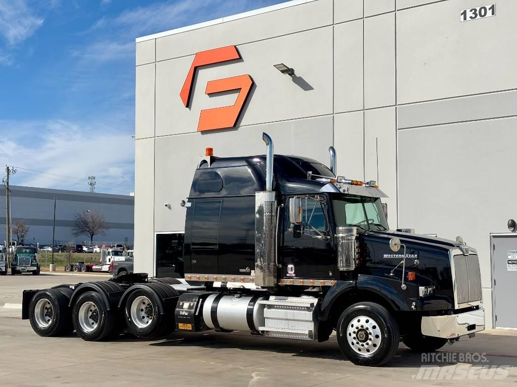Western Star 4900 SB Cavalos Mecânicos