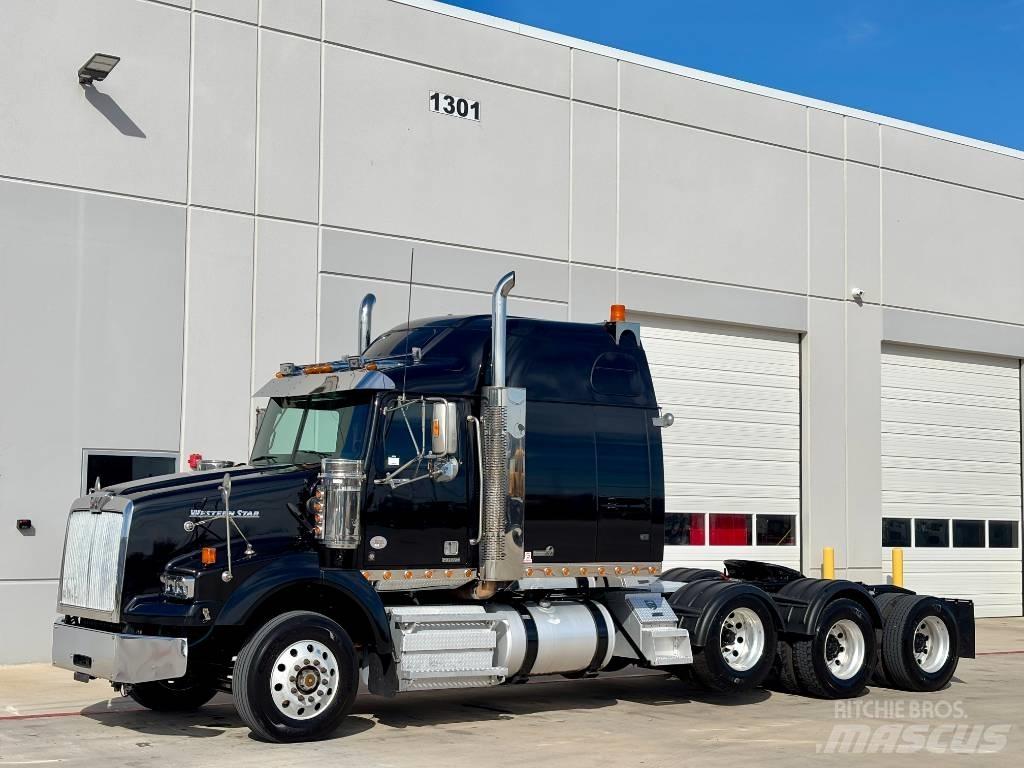 Western Star 4900 SB Cavalos Mecânicos