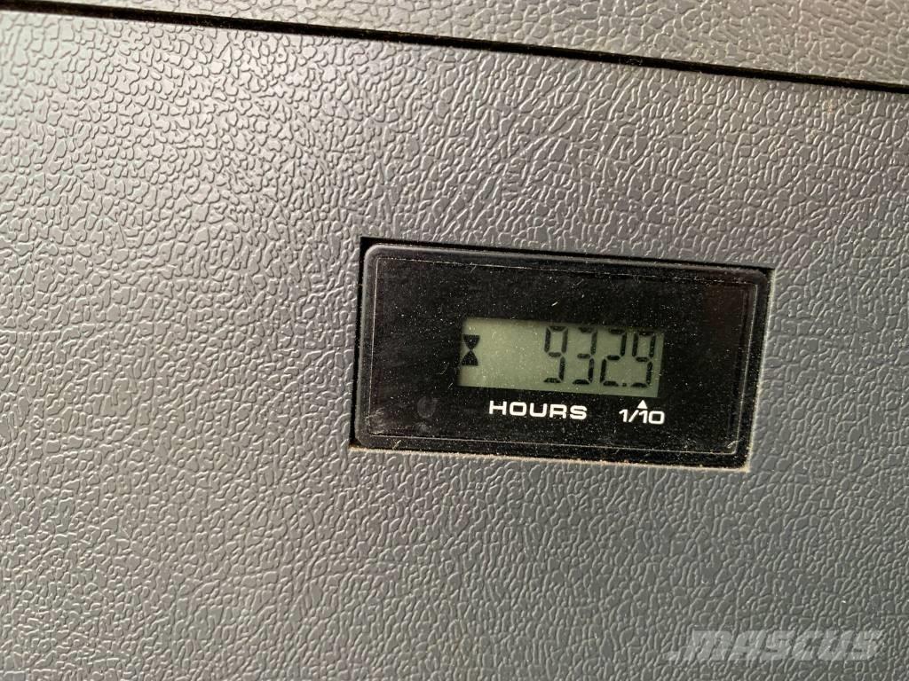 Hyundai HX 220 L Escavadeiras de esteiras