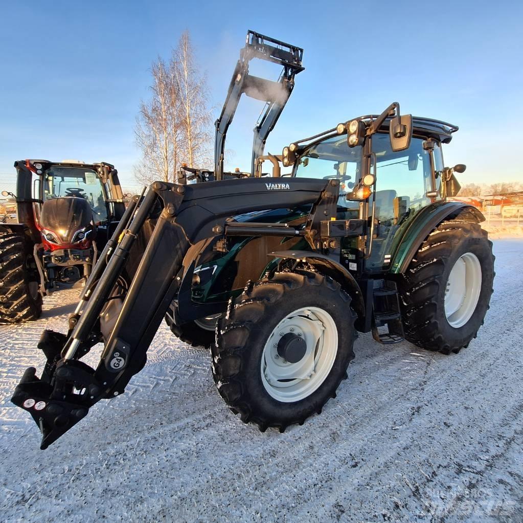 Valtra A114 MH4+L Tratores Agrícolas usados