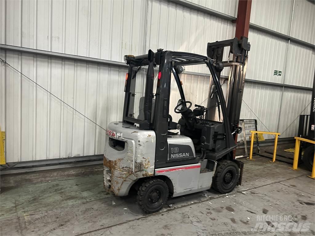 Nissan Y1D1A18Q Empilhadores Diesel