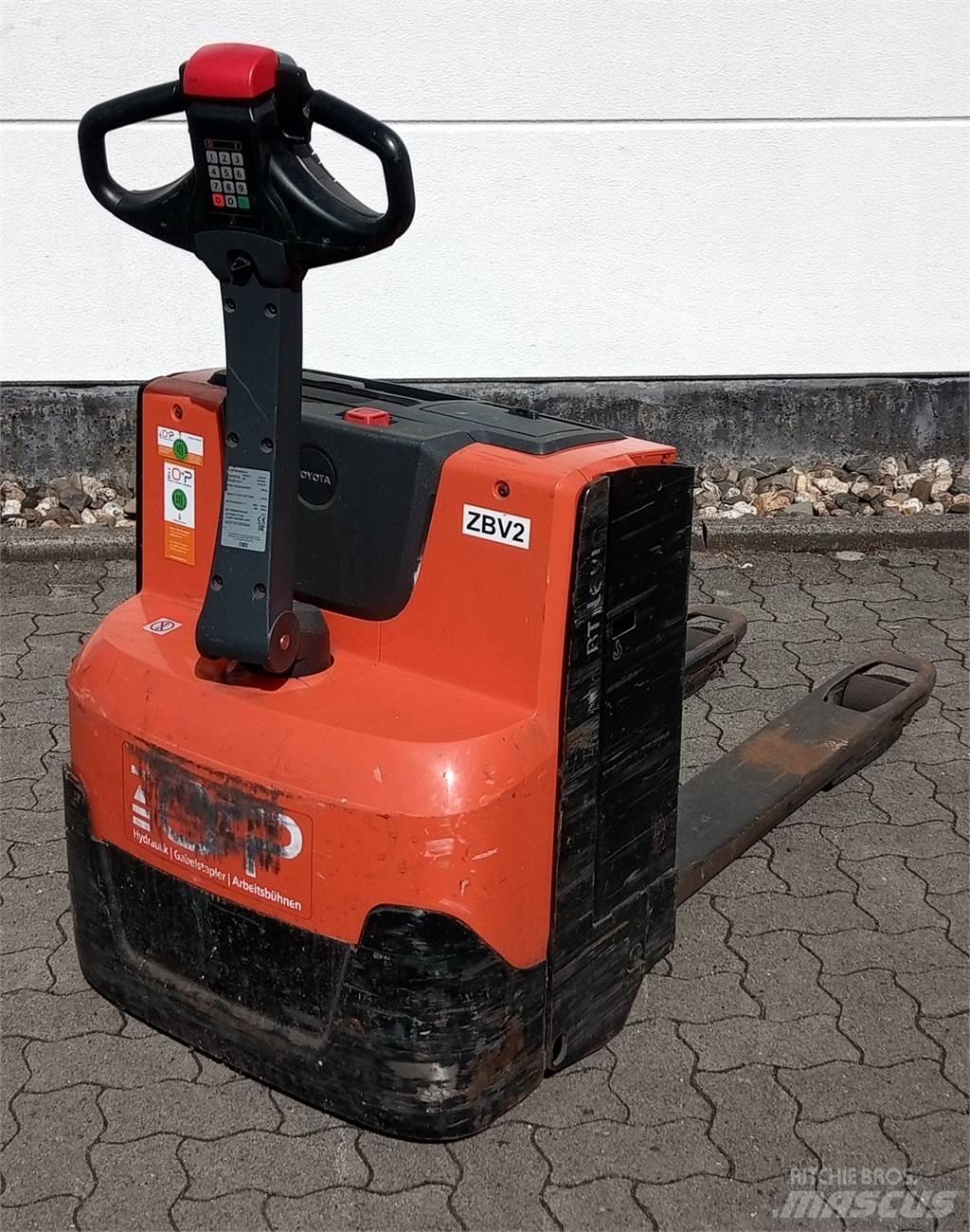 Toyota LWE 160 Porta palettes