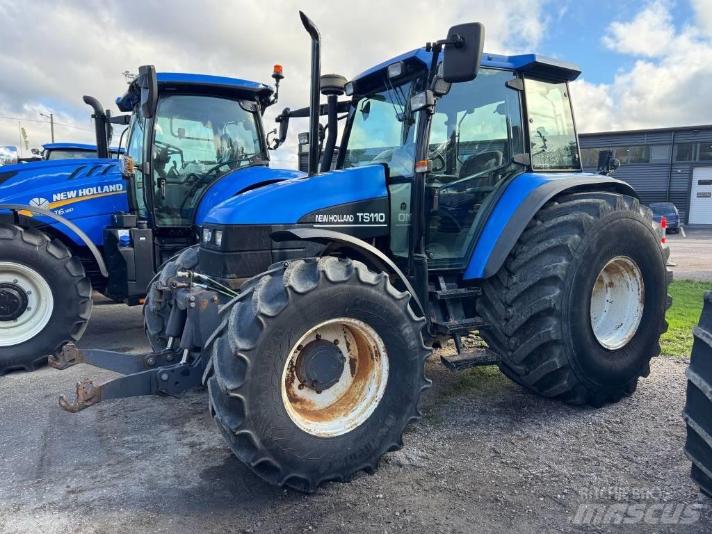New Holland TS110 Tratores Agrícolas usados