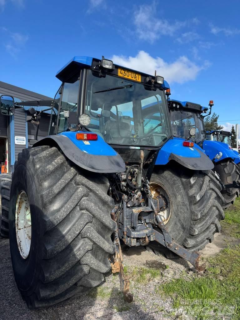 New Holland TS110 Tratores Agrícolas usados