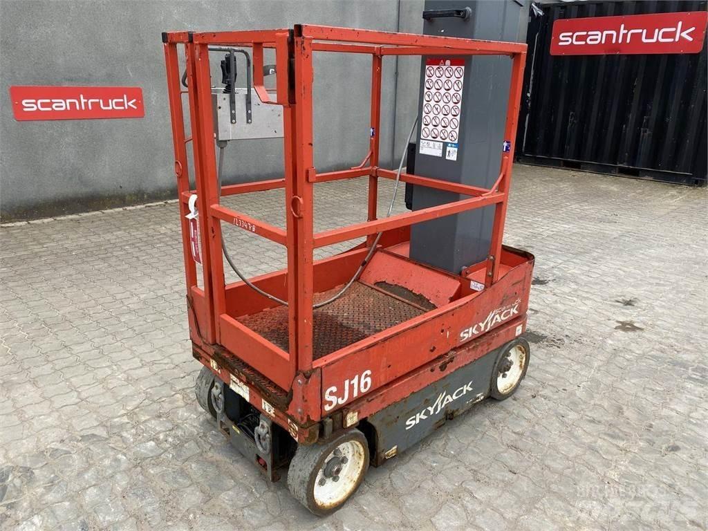 SkyJack SJ16 Plataformas de Mastro Vertical