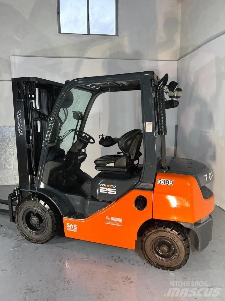 Toyota 02-8 FD F 25 Empilhadores Diesel