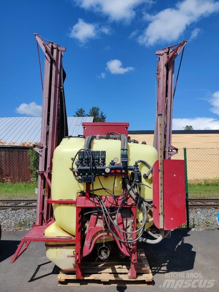 Hardi Master Twin Pulverizadores montados