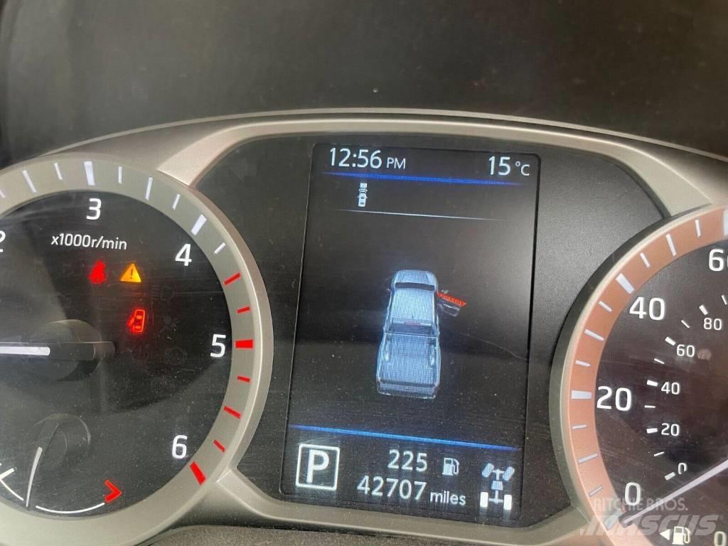 Nissan Navara Automóvel