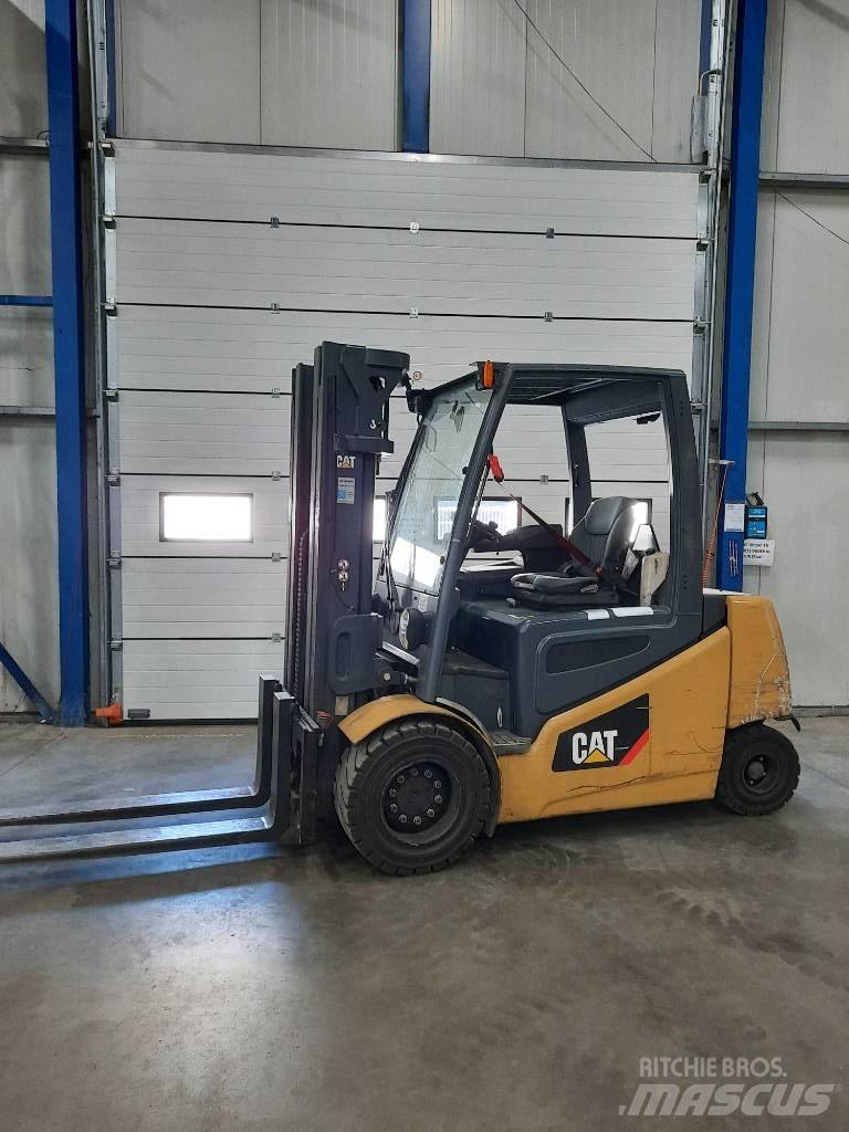 CAT EP50 2 Empilhadores eléctricos