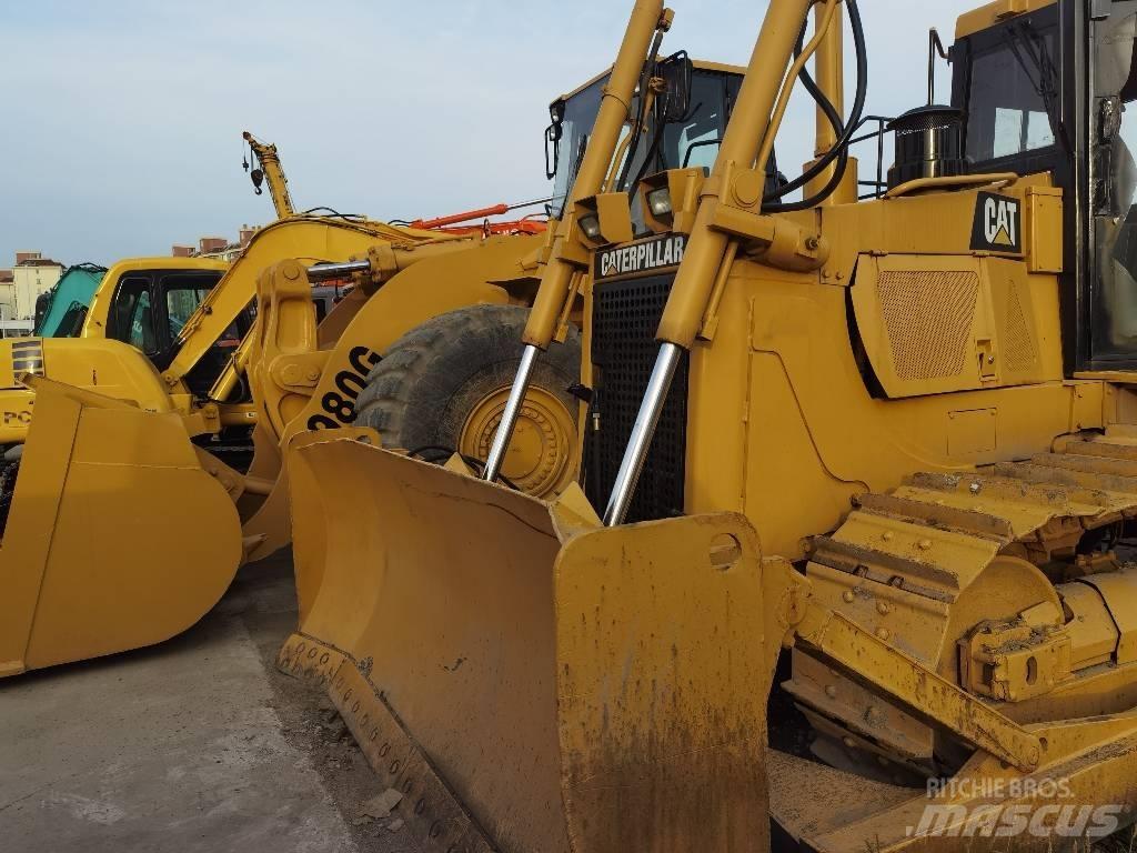 CAT D 6 G Dozers - Tratores rastos