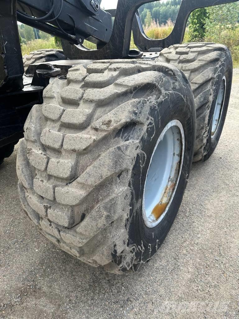 Komatsu 875 Forwarders florestais