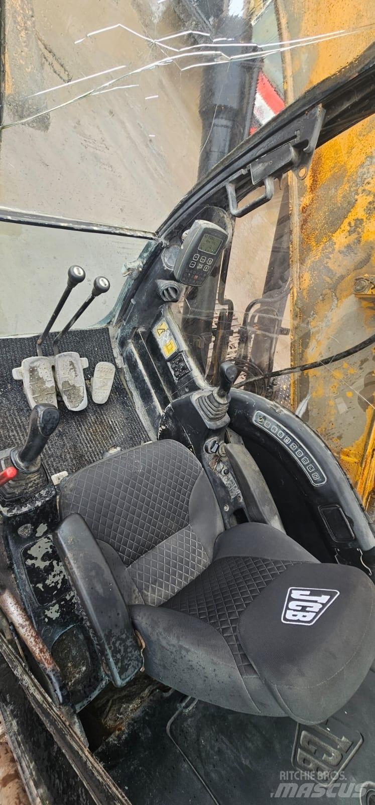 JCB JS 220 LC Escavadeiras de esteiras
