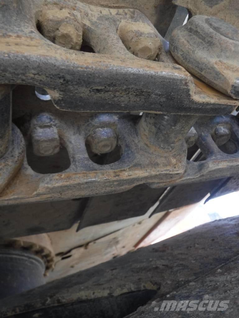 Hitachi ZX 135 US-6 Escavadeiras de esteiras