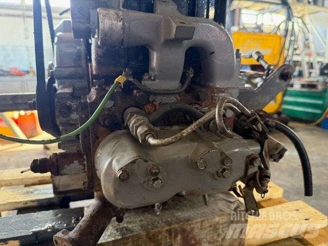 Kubota ZB 600 Motores