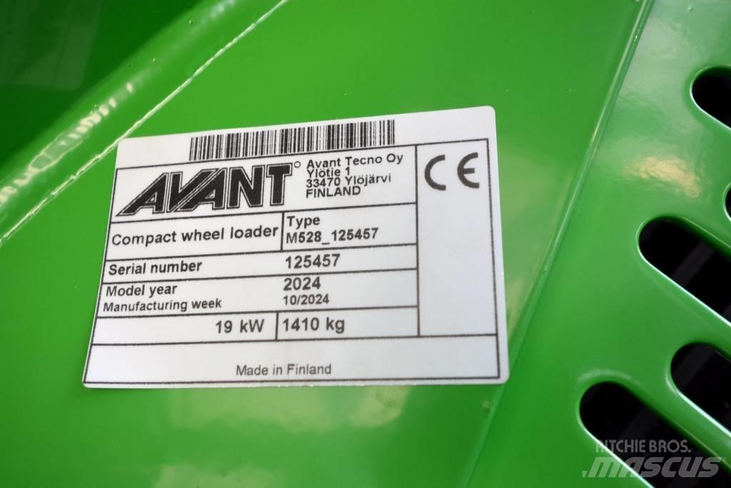 Avant 528 Mini carregadoras