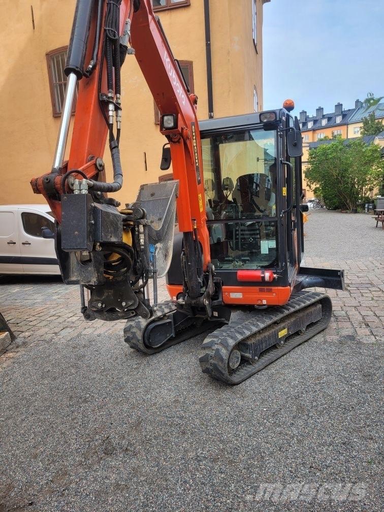 Kubota KX 027 Miniescavadeiras