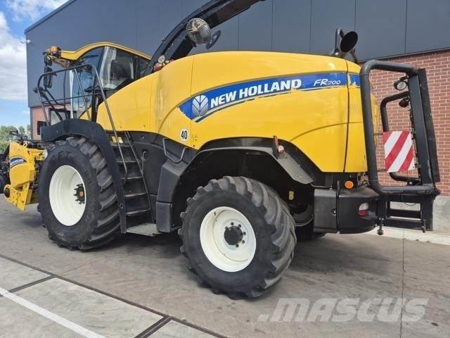 New Holland FR700 Forrageiras auto-propulsionadas