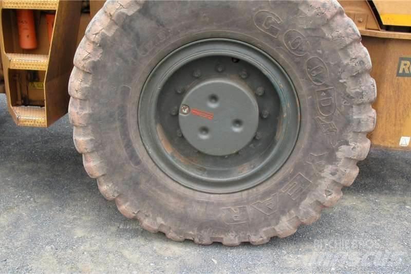 CAT CS76XT Cilindros Compactadores mistos