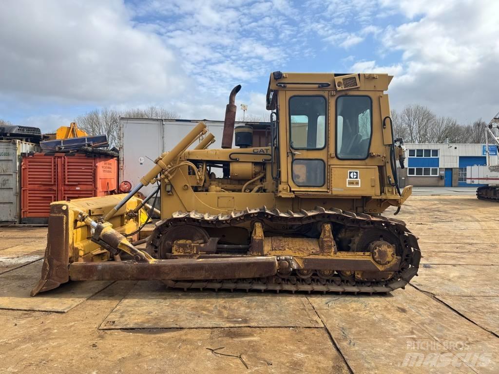 CAT D 6 D Dozers - Tratores rastos