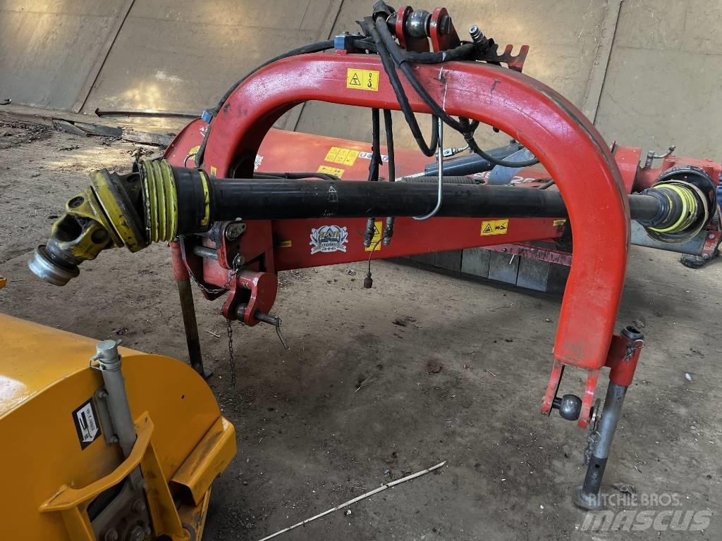 Kuhn TBES 262 Gadanheiras e cortadores de folhas para pastos