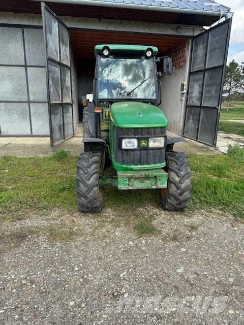 John Deere 5515 F Tratores Agrícolas usados