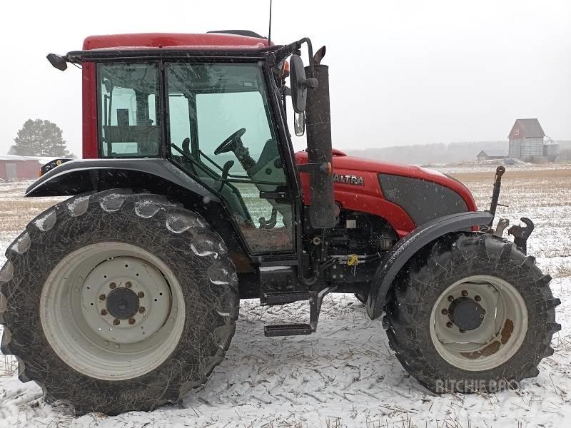 Valtra A 93 HITECH Tratores Agrícolas usados