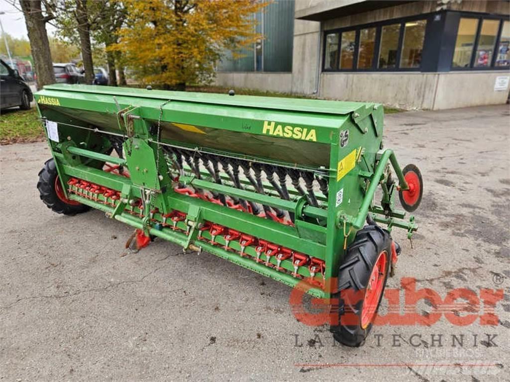 Hassia DKL 300/25 Perfuradoras