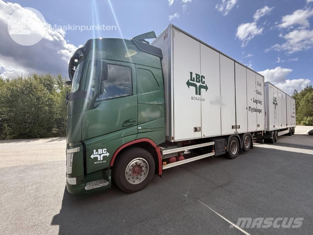 Volvo FH 470 Caminhões de caixa fechada