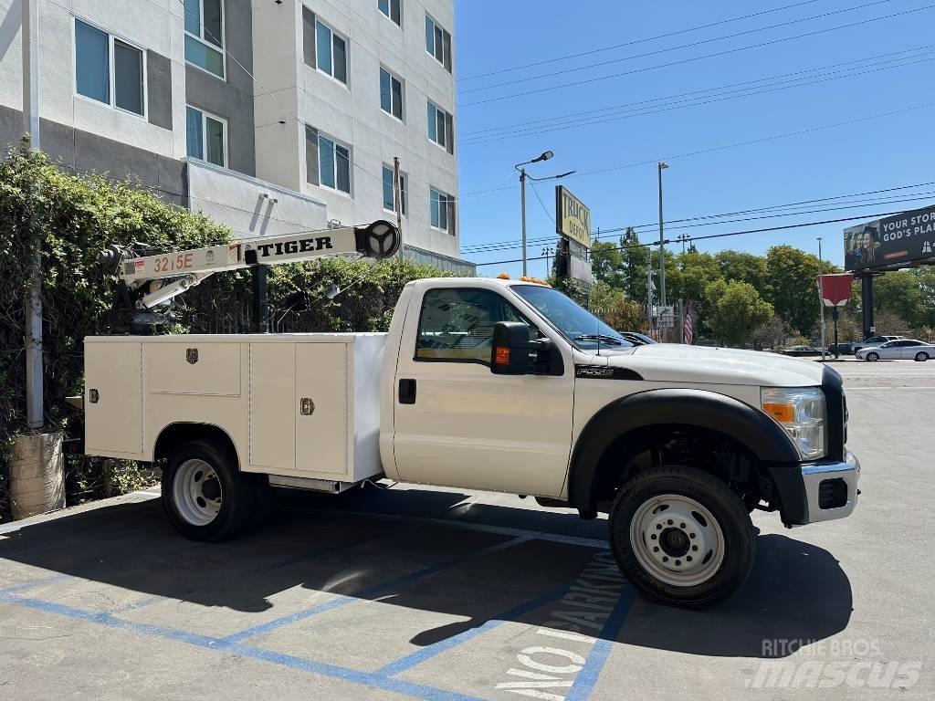 Ford F 550 SD Camiões Municipais / Uso Geral