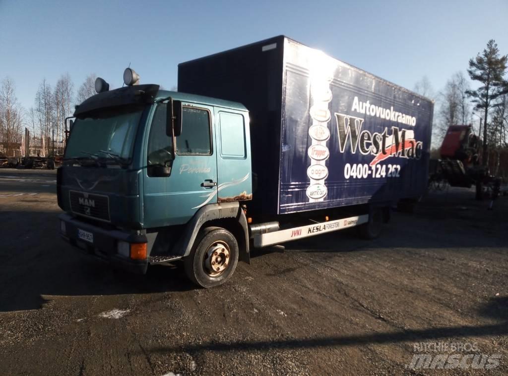 MAN Kevytkuorma auto Outros