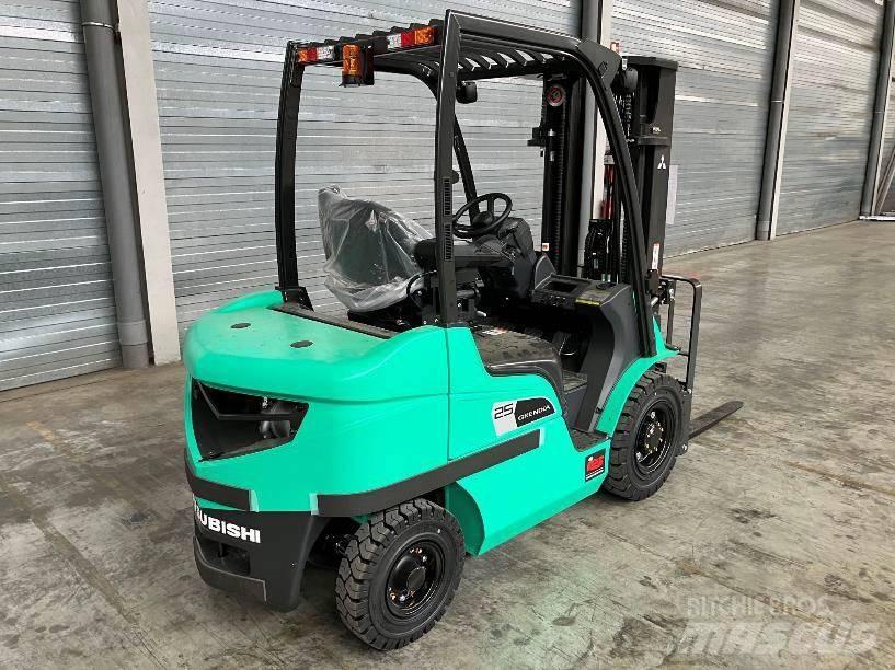 Mitsubishi FD25N3 Empilhadores a gás