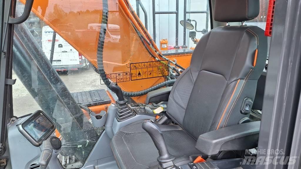 Doosan DX210LC-7 Escavadeiras de esteiras