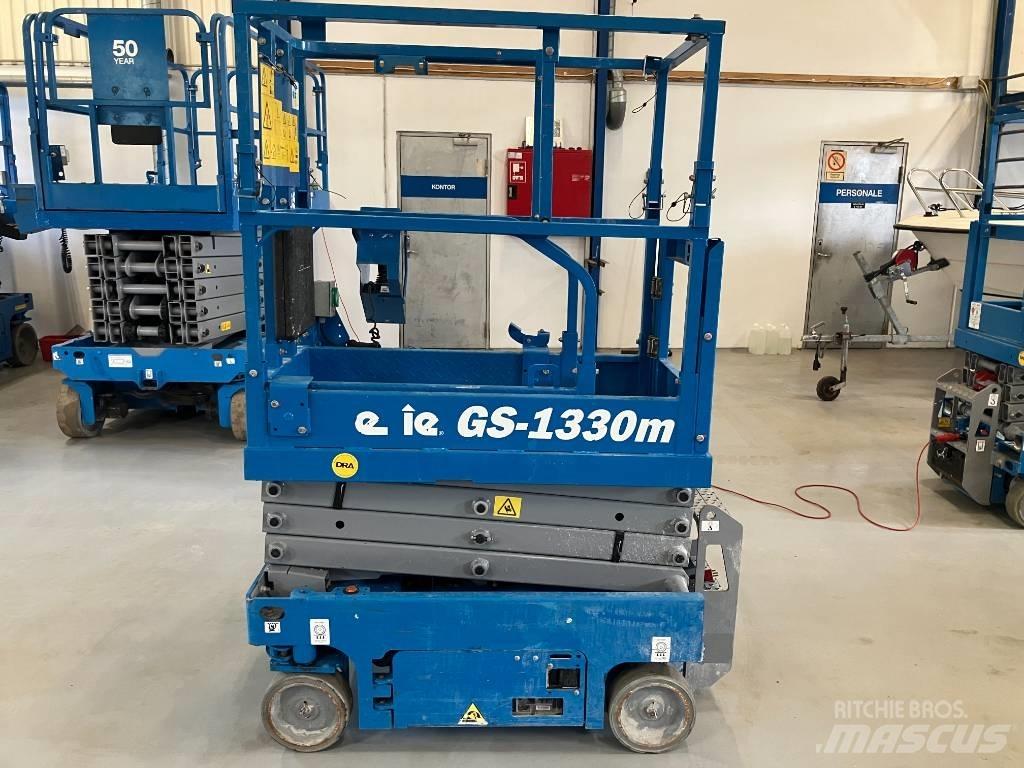 Genie GS 1330 Elevadores de tesoura