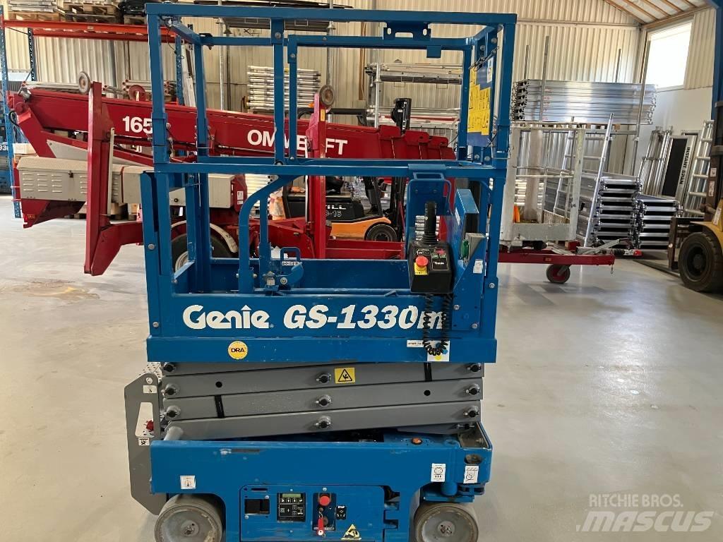 Genie GS 1330 Elevadores de tesoura