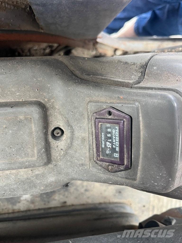 Hitachi EX 30-2 Miniescavadeiras