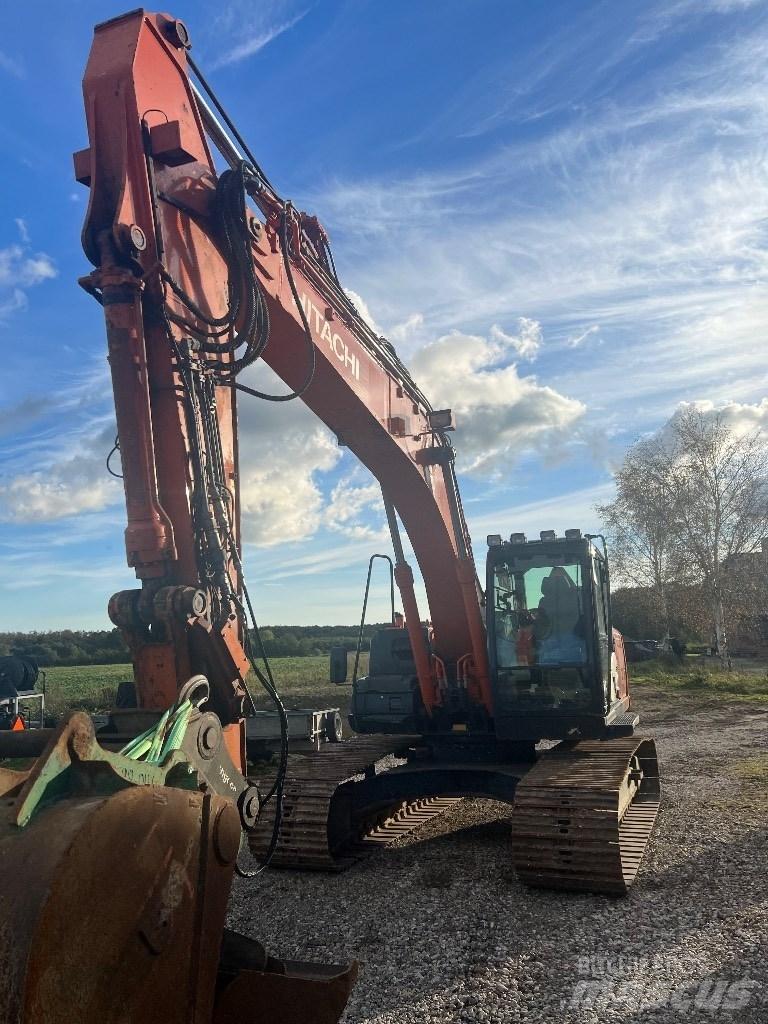 Hitachi ZX 210 Escavadeiras de esteiras