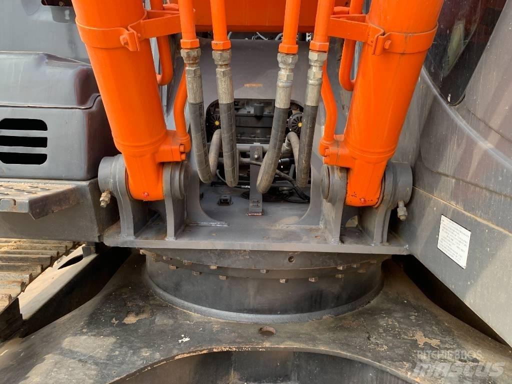 Hitachi ZX210G Escavadeiras de esteiras