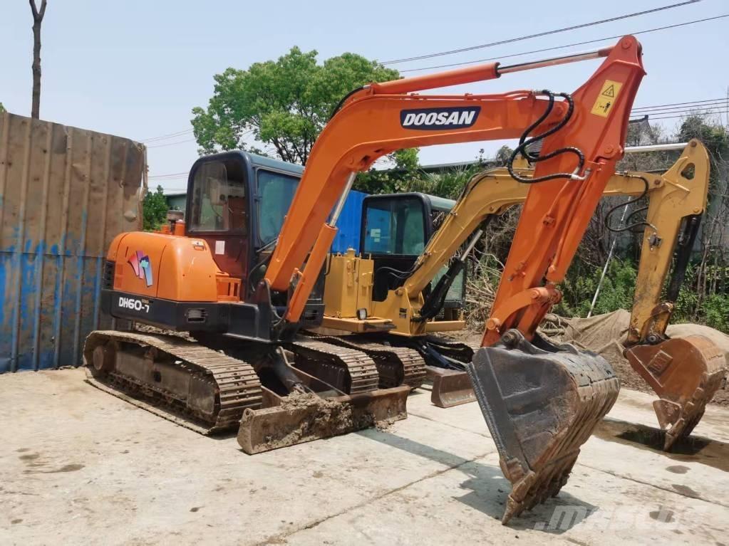 Doosan DH 60-7 Miniescavadeiras