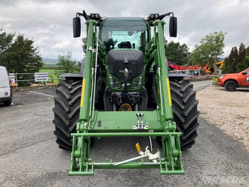 Fendt 724 Profi Plus Tratores Agrícolas usados