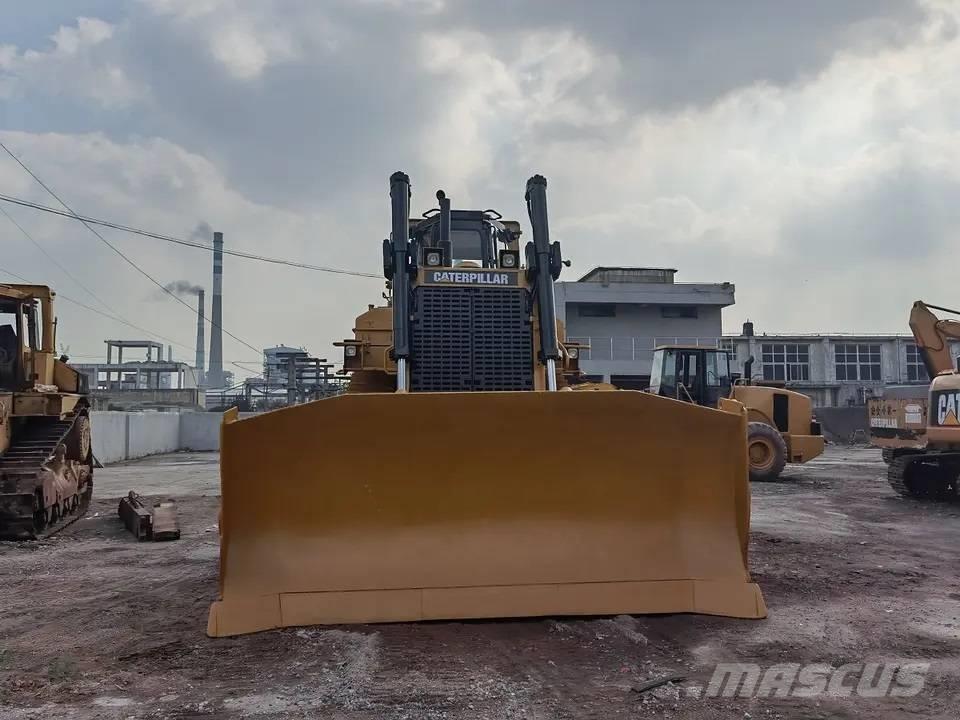 CAT D9N Dozers - Tratores rastos