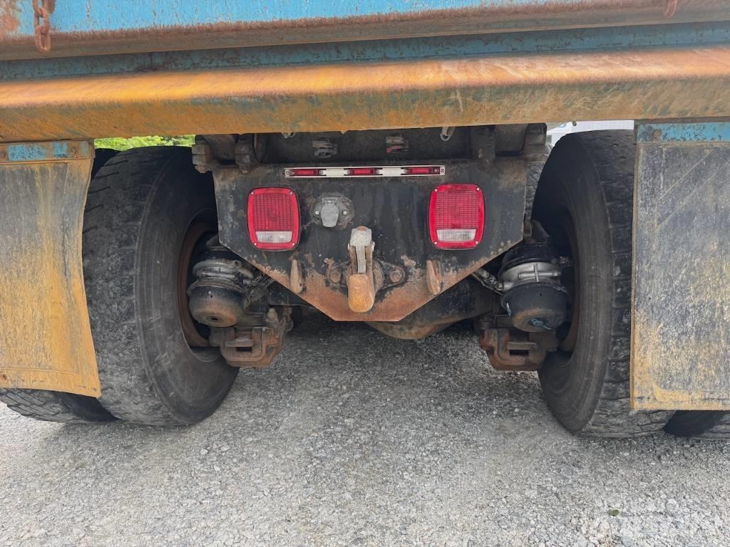 Mack Granite CT 713 Camiões basculantes