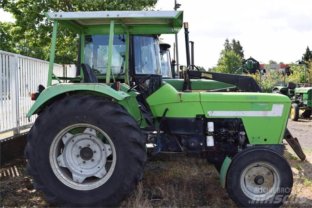 Deutz-Fahr D4507 Tratores Agrícolas usados