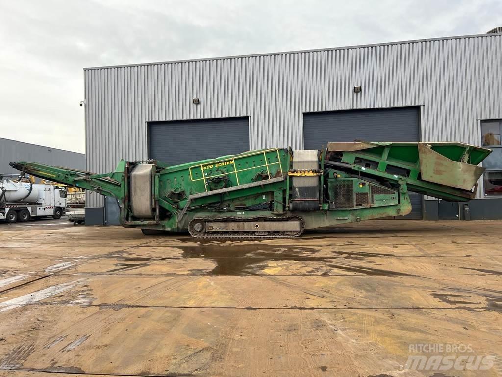 McCloskey R230 Crivos móveis