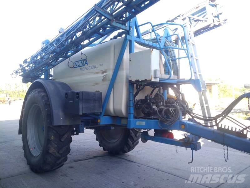 Inuma IAS 5036 Pulverizadores rebocados