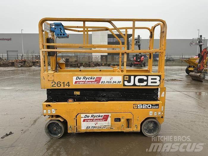 JCB S2032E Outros elevadores e plataformas