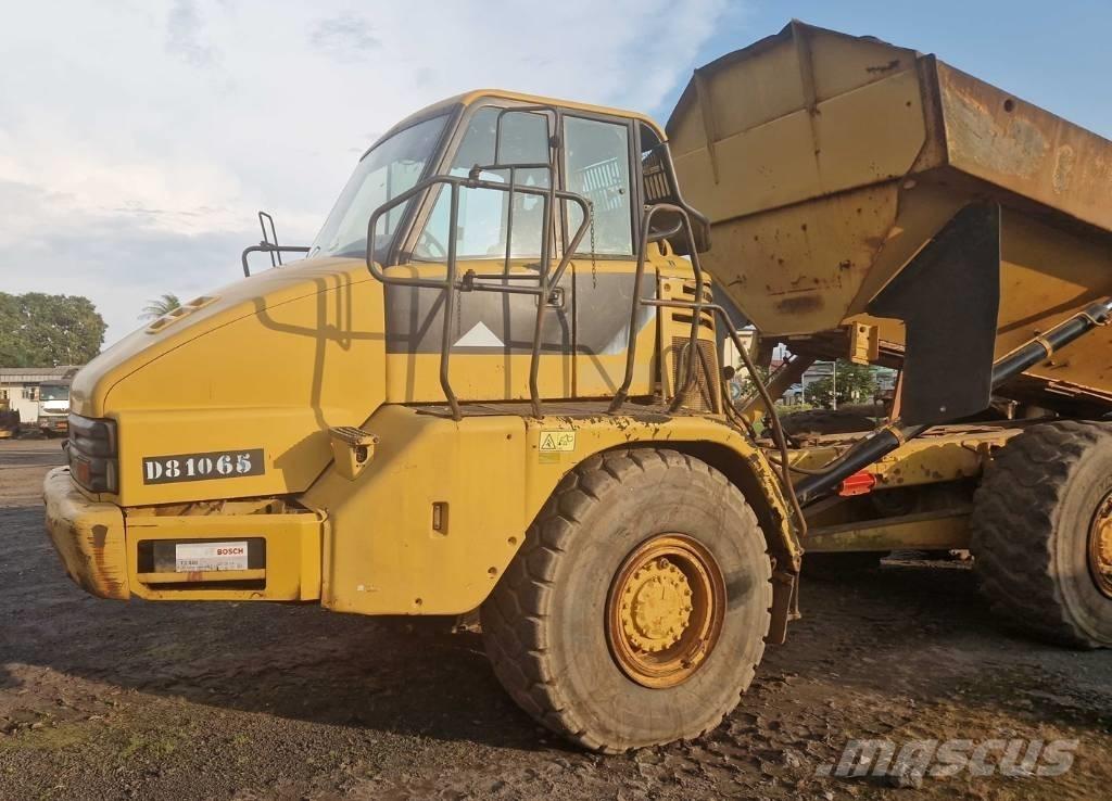 CAT 730 Caminhões articulados