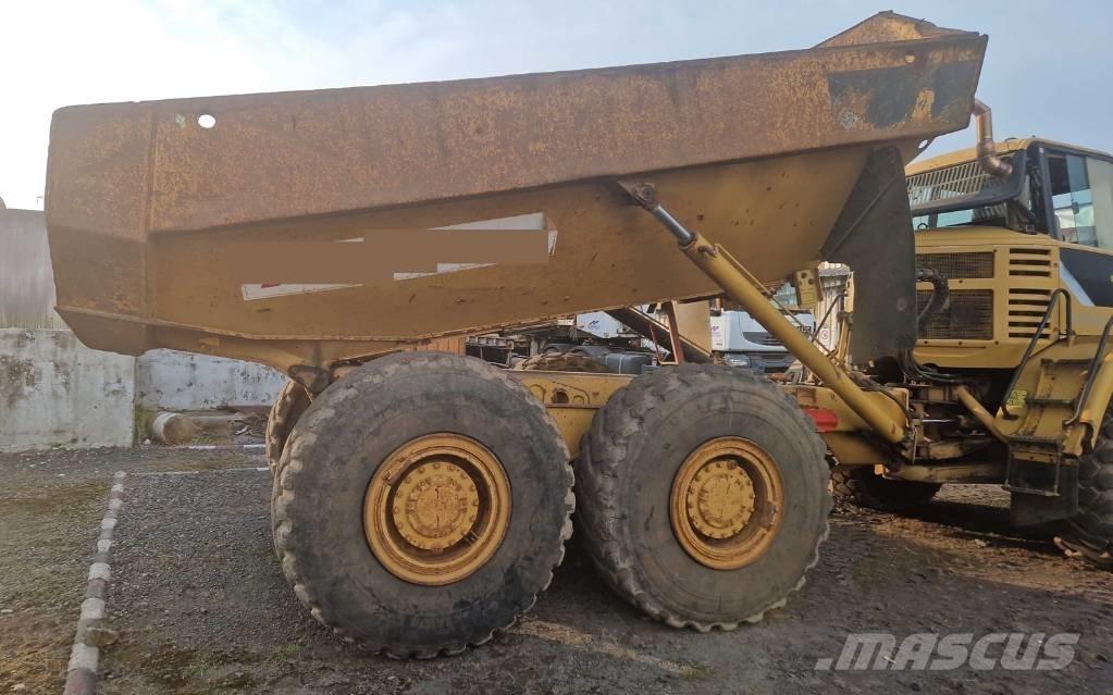 CAT 730 Caminhões articulados