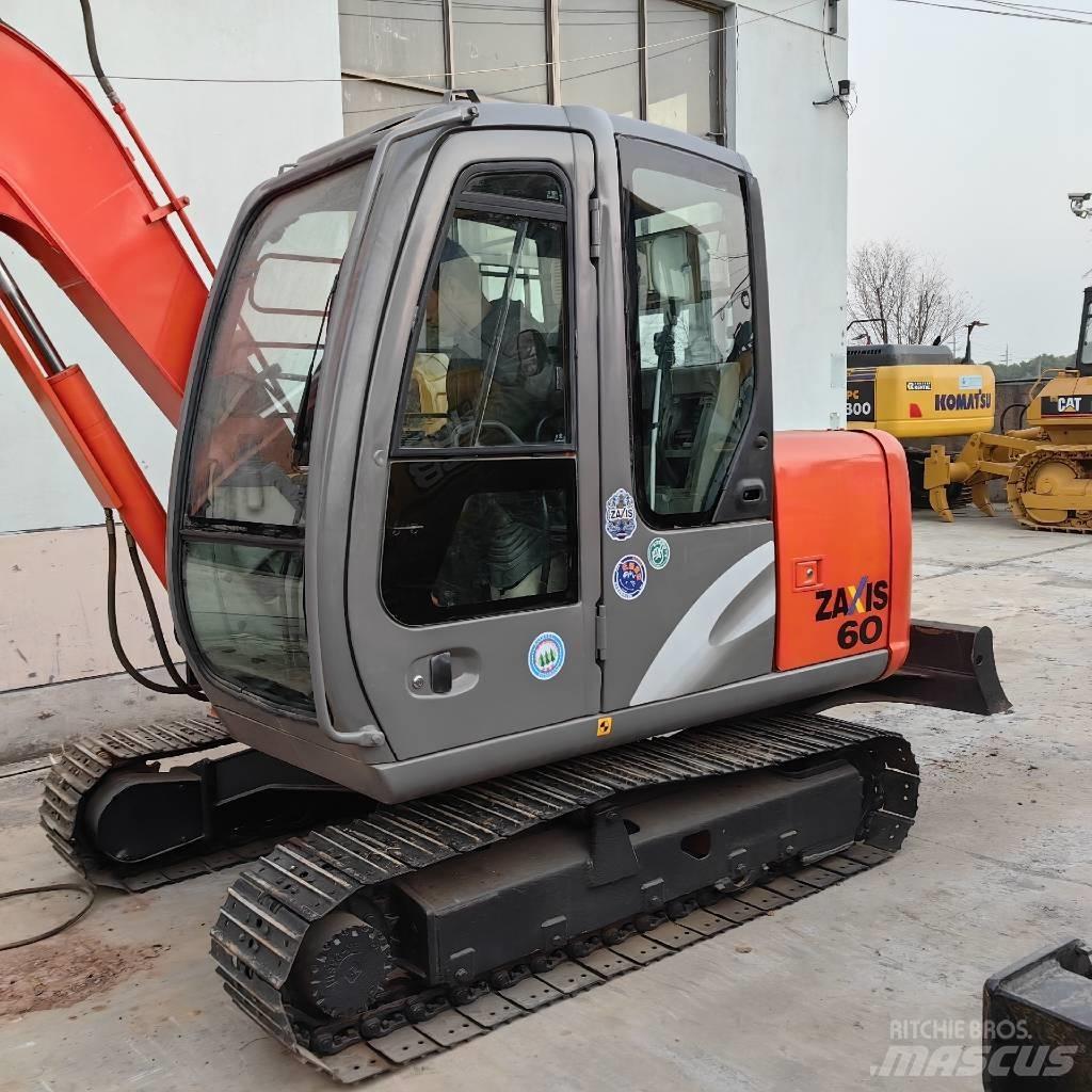 Hitachi ZX 60 Miniescavadeiras