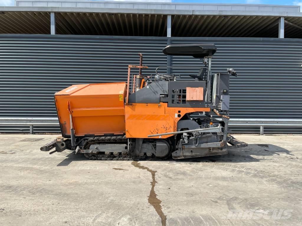 ABG TITAN 2820 Espalhadoras de asfalto