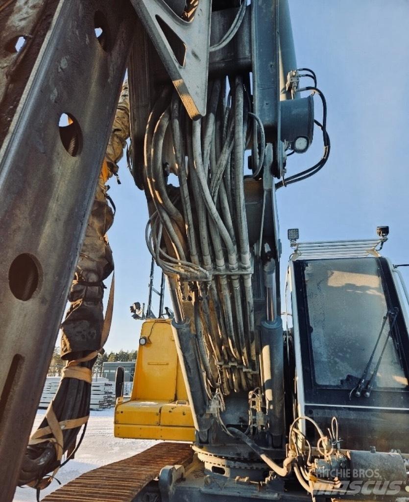 Liebherr LRB 125 Bate-estacas vibratório